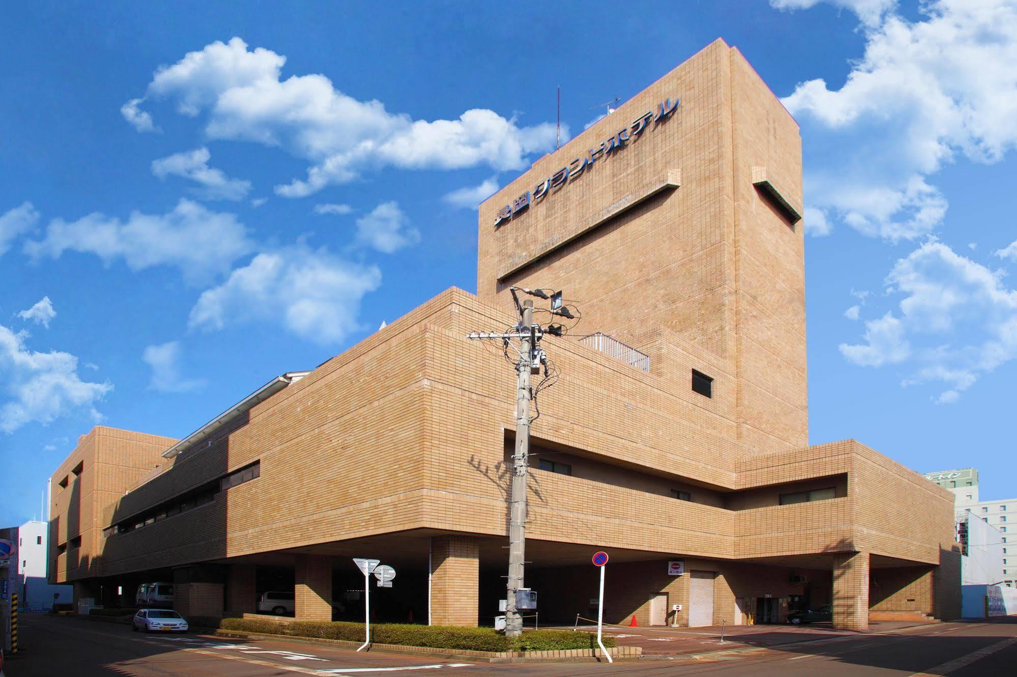 Nagaoka Grand Hotel Экстерьер фото
